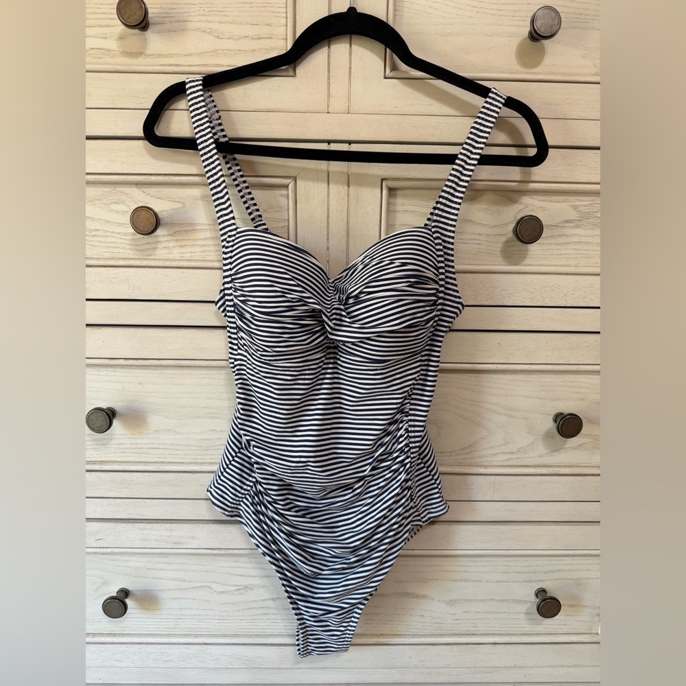 NIPTUCK NAUTICAL SWIMSUIT ONE PIECE MULTI FIT CUP